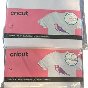 Cricut Women’s T-shirt blank (all 3), M, XL and XXL, V neck, short sleeve